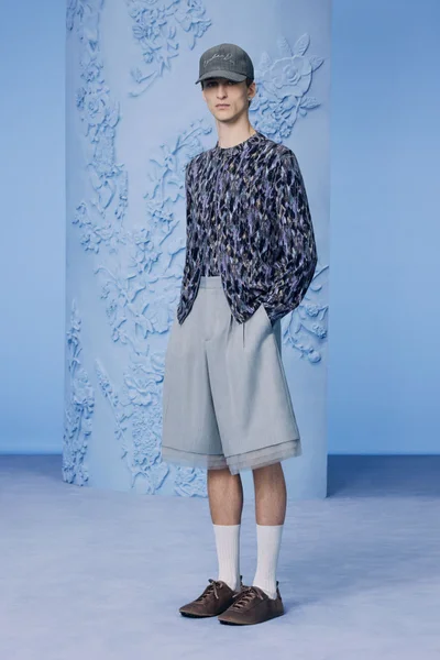Look 27